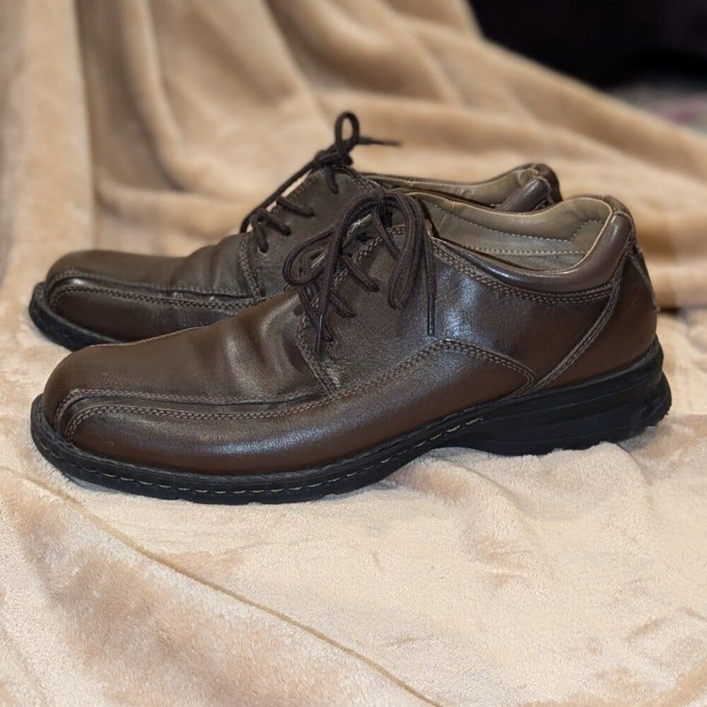 Dockers Mens Size 11 M Brown Leather Shoes - Picture 3 of 8